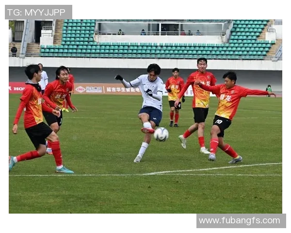 南京足球队荣登全国足球团队协作排行榜第4名展现团队实力与风采