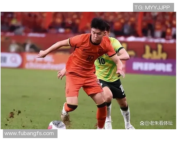 香港足球新星崛起未曾登场的潜力球员引发关注与期待