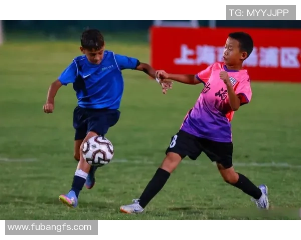 赛后分析：北京足球队与重庆足球队的战术意识与表现探讨